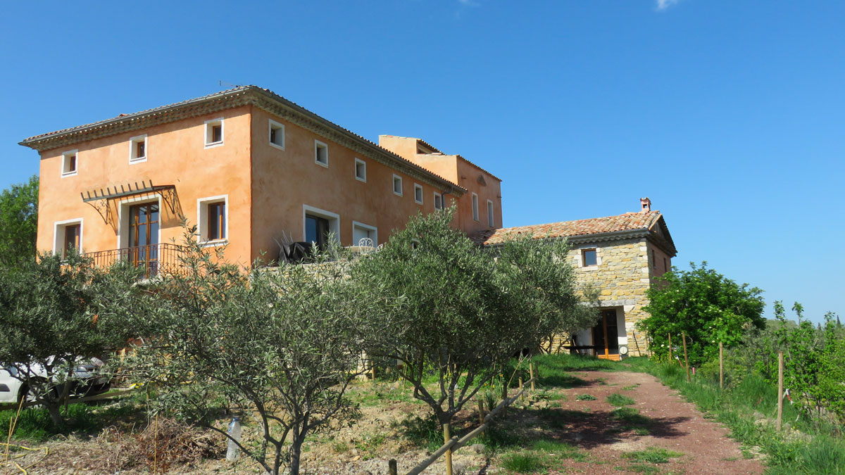 vue-batiment-domaine-pontet-fronzele